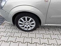 Opel - zafira - 1.9 cdti cosmo - personenauto - 2007 - afbeelding 15 van  27