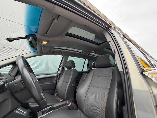 Opel - zafira - 1.9 cdti cosmo - personenauto - 2007 - afbeelding 17 van  27