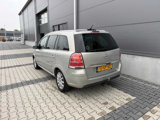 Opel - zafira - 1.9 cdti cosmo - personenauto - 2007 - afbeelding 21 van  27