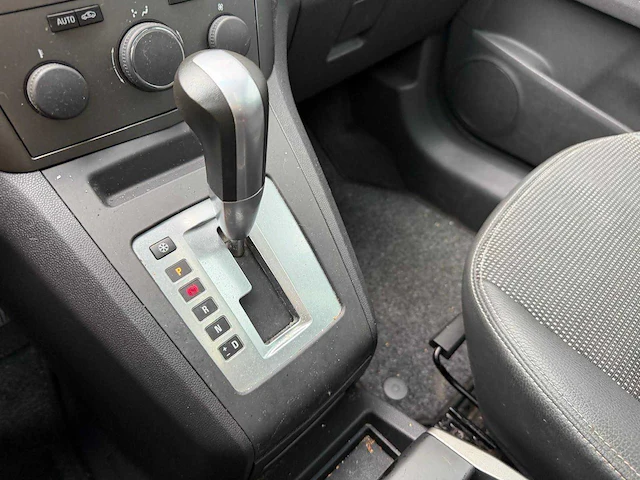 Opel - zafira - 1.9 cdti cosmo - personenauto - 2007 - afbeelding 6 van  27