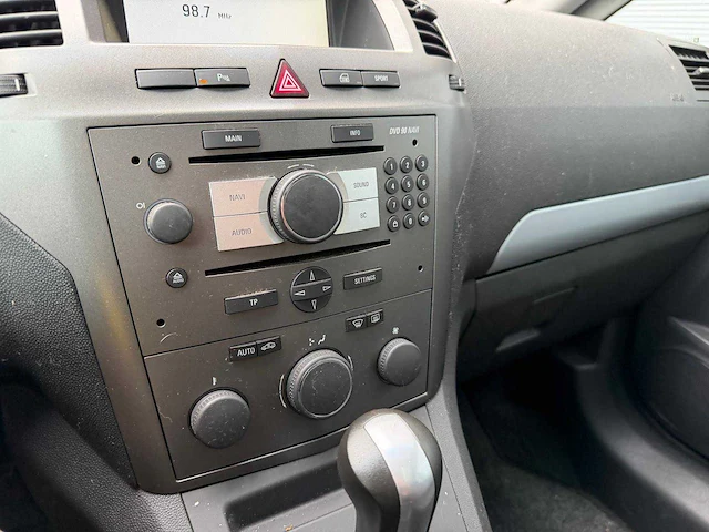 Opel - zafira - 1.9 cdti cosmo - personenauto - 2007 - afbeelding 8 van  27