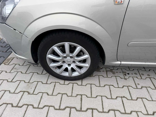 Opel - zafira - 1.9 cdti cosmo - personenauto - 2007 - afbeelding 6 van  16