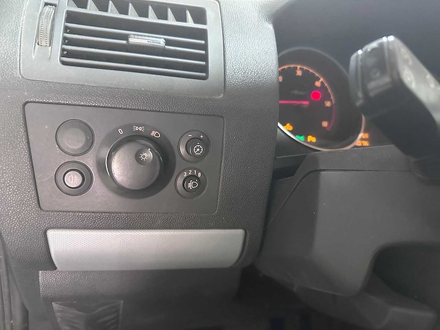 Opel - zafira - 1.9 cdti enjoy automaat van- 46-vgj-6 - afbeelding 3 van  17