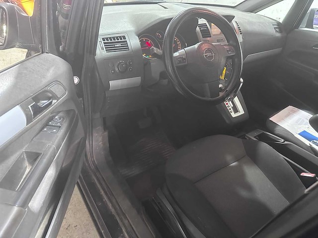 Opel - zafira - 1.9 cdti enjoy automaat van- 46-vgj-6 - afbeelding 15 van  17