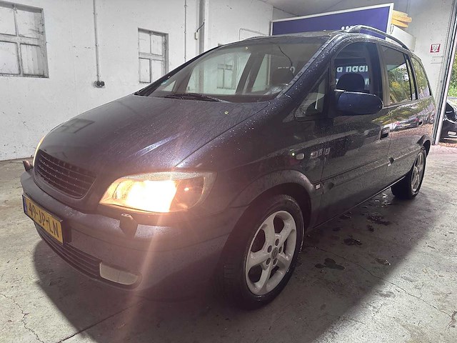 Opel - zafira - 2.2-16v elegance - 49-jp-ln - afbeelding 1 van  21