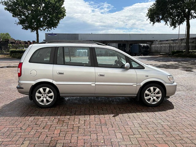 Opel - zafira - 2.2-16v maxx - personenauto - afbeelding 11 van  12