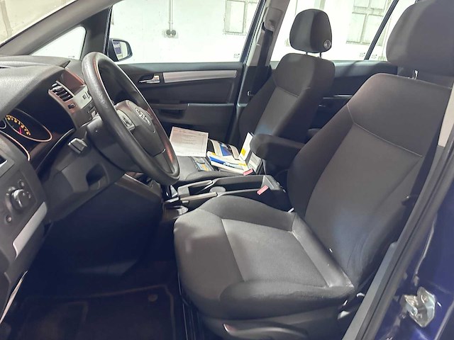 Opel - zafira - 2.2 enjoy - 32-tk-lv - afbeelding 6 van  21