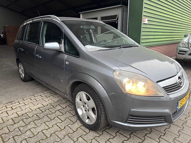 Opel - zafira - 2.2 executive - 55-tn-kv - afbeelding 5 van  8