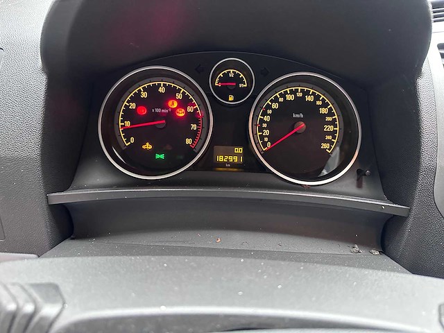 Opel - zafira - 2.2 temptation - 46-zf-kd - afbeelding 9 van  9