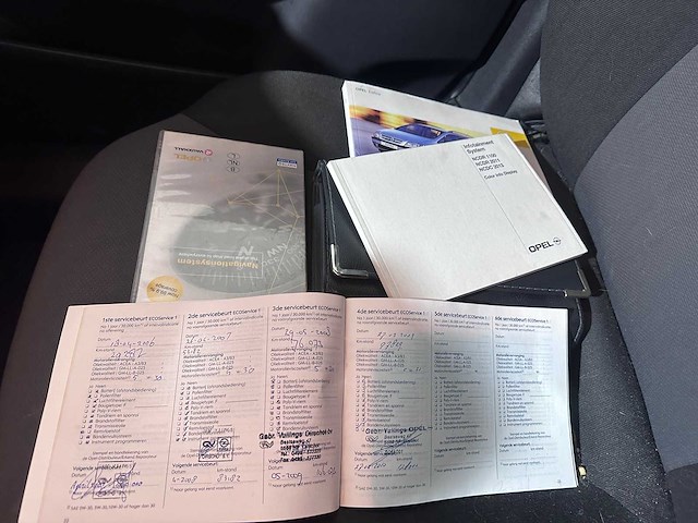 Opel - zafira - 2.2 temptation 7 p- 89-gfz-9 - afbeelding 11 van  20
