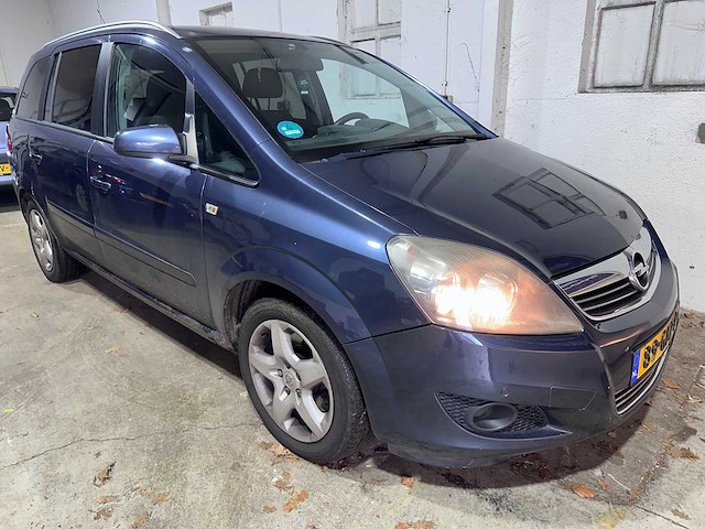 Opel - zafira - 2.2 temptation 7 p- 89-gfz-9 - afbeelding 18 van  20