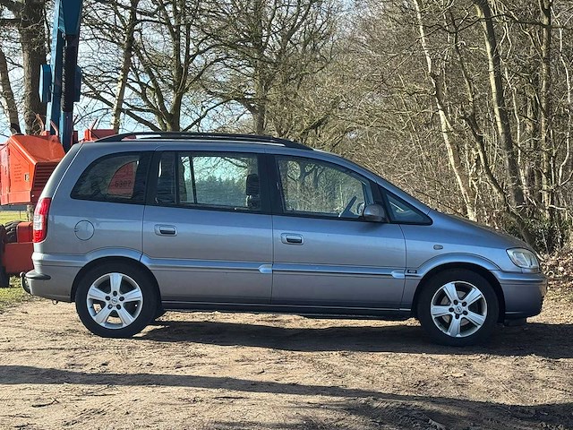 Opel - zafira - 7 persoons - 1.6-16v maxx- 2005 - 22-rf-st - afbeelding 15 van  20