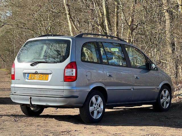 Opel - zafira - 7 persoons - 1.6-16v maxx- 2005 - 22-rf-st - afbeelding 16 van  20