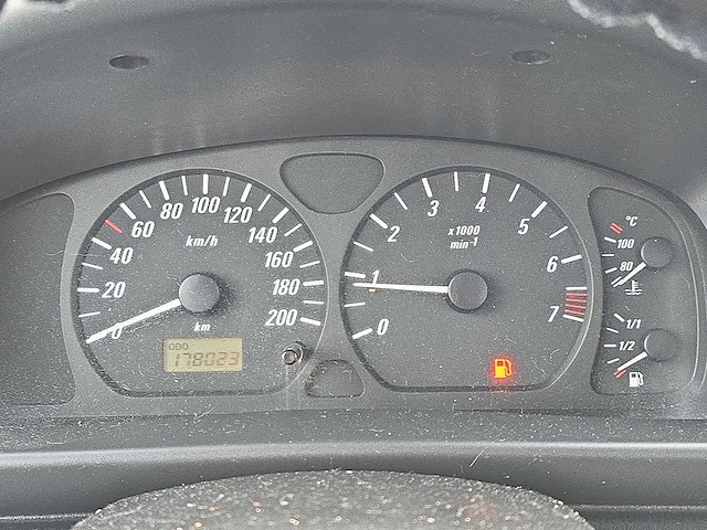 Opel agila 1.0-12v comfort 2003 | 77-ll-hz i - afbeelding 4 van  22