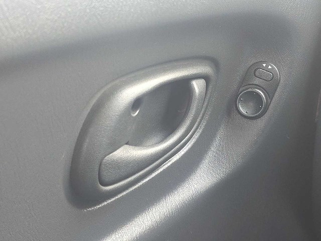 Opel agila 1.0-12v comfort 2003 | 77-ll-hz i - afbeelding 14 van  22