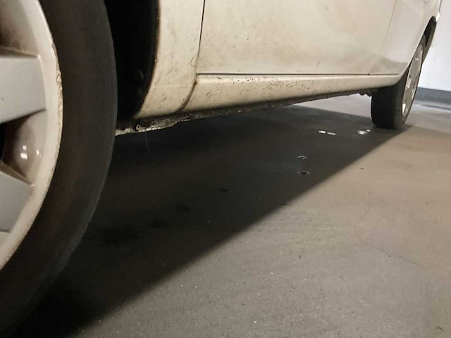 Opel agila 1.0-12v flexx cool 2005 | 32-rs-jb - afbeelding 2 van  9