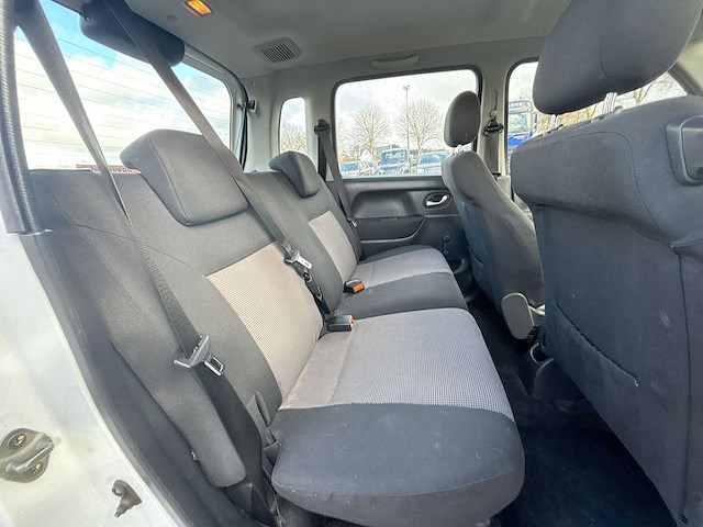 Opel agila 1.0-12v flexx cool 2005 | 32-rs-jb - afbeelding 11 van  17