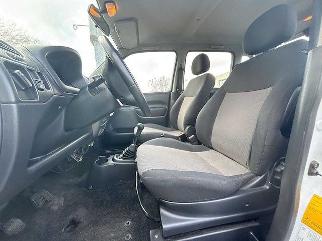 Opel agila 1.0-12v flexx cool 2005 | 32-rs-jb - afbeelding 21 van  26