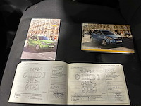 Opel agila 1.0 essentia kr-367-h - afbeelding 11 van  22