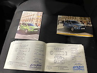 Opel agila 1.0 essentia kr-367-h - afbeelding 13 van  22