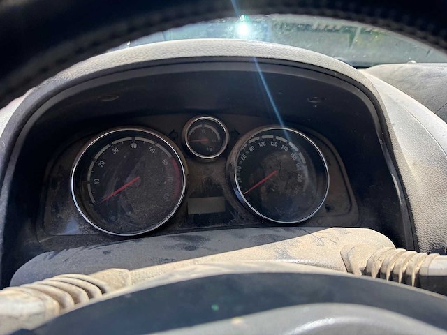Opel antara 2.4-16v essentia 85-jhv-9 - afbeelding 8 van  8