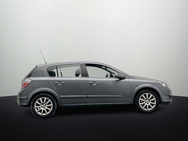Opel astra 1.4 elegance 2005 | 95-rk-jl - afbeelding 2 van  18