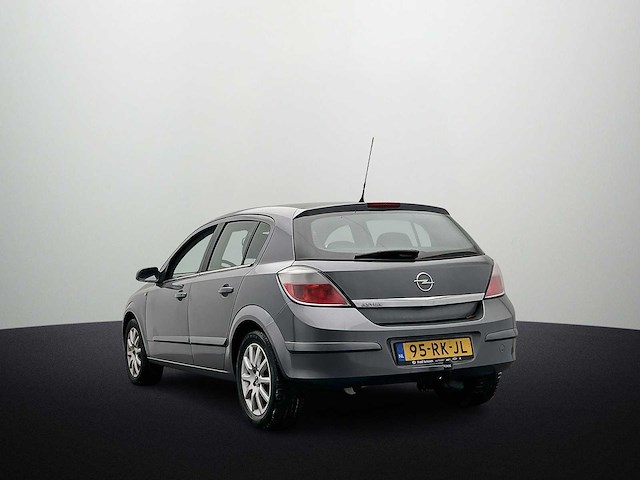 Opel astra 1.4 elegance 2005 | 95-rk-jl - afbeelding 2 van  18
