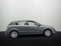 Opel astra 1.4 elegance 2005 | 95-rk-jl - afbeelding 2 van  18