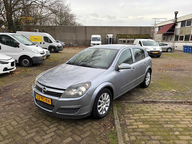 Opel astra 1.4 enjoy, 32-pl-kh - afbeelding 1 van  12