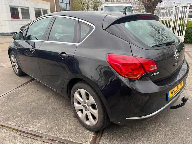 Opel astra 1.4 turbo blitz, 4-zll-10 - afbeelding 12 van  17