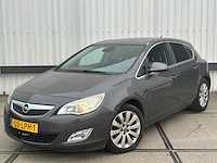 Opel astra 1.4 turbo cosmo, 03-lph-1 - afbeelding 1 van  12