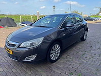 Opel astra 1.4 turbo cosmo 05-sbn-7 - afbeelding 1 van  19