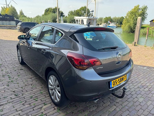 Opel astra 1.4 turbo cosmo 05-sbn-7 - afbeelding 12 van  19