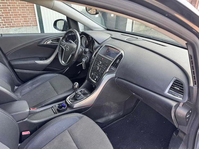 Opel astra 1.4 turbo cosmo 05-sbn-7 - afbeelding 15 van  19