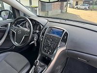 Opel astra 1.4 turbo cosmo 05-sbn-7 - afbeelding 17 van  19