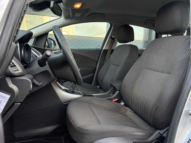 Opel astra 1.4 turbo edition 2011 | 29-pxf-2 iaw - afbeelding 29 van  29