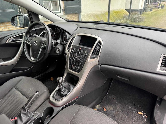 Opel astra 1.4 turbo gt sr-647-d - afbeelding 6 van  19