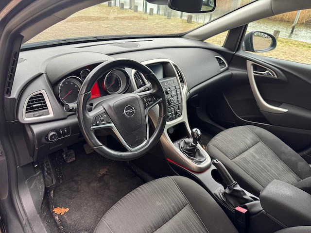 Opel astra 1.4 turbo gt sr-647-d - afbeelding 10 van  19