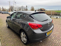Opel astra 1.4 turbo gt sr-647-d - afbeelding 15 van  19