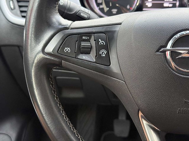 Opel astra 1.6 cdti online | kbr-16-t i - afbeelding 9 van  27