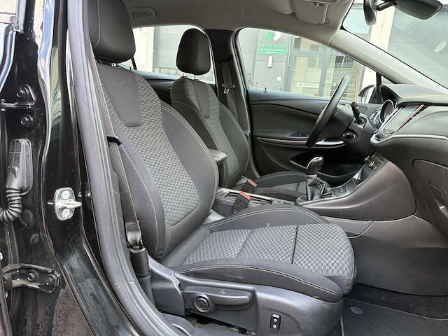Opel astra 1.6 cdti online | kbr-16-t i - afbeelding 21 van  27