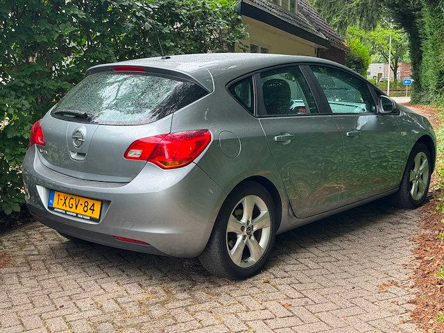Opel astra 1.6 selection, 1-xgv-84 - afbeelding 2 van  9