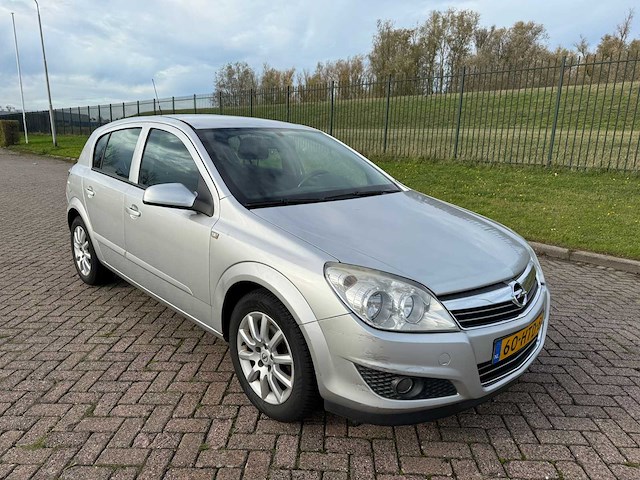 Opel astra 1.6 temptation , 60-htd-8 - afbeelding 12 van  19