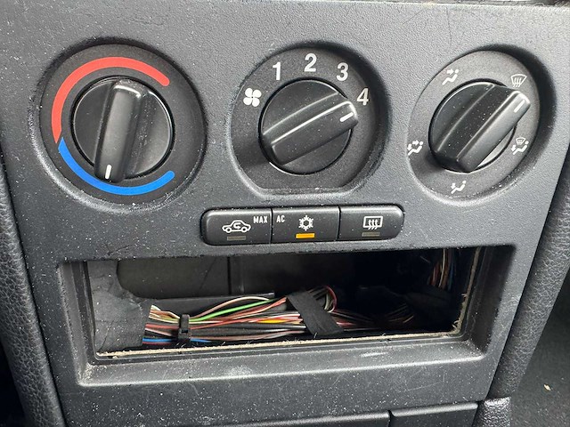 Opel astra 1.8-16v sport edition 50-jx-vv - afbeelding 5 van  14