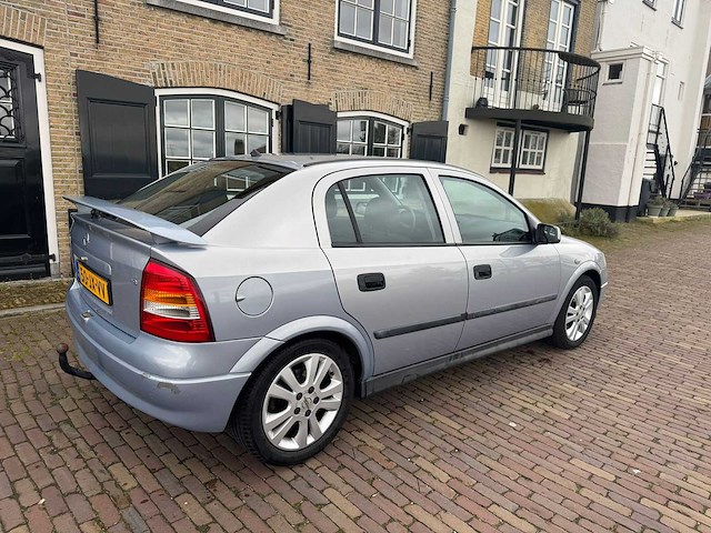 Opel astra 1.8-16v sport edition 50-jx-vv - afbeelding 9 van  14