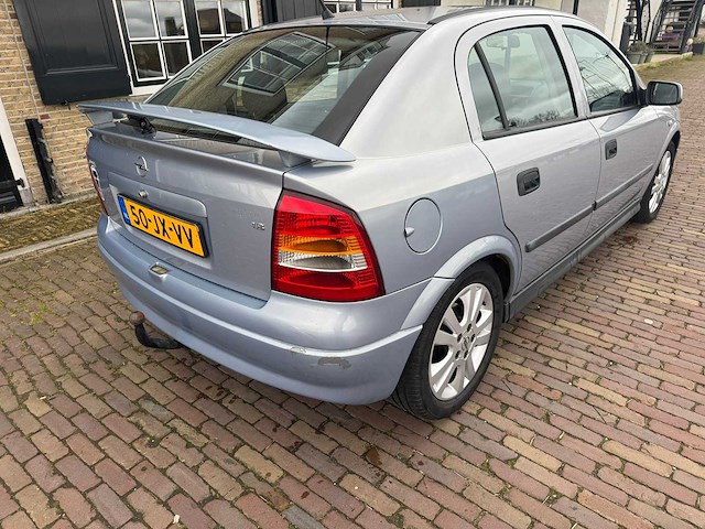 Opel astra 1.8-16v sport edition 50-jx-vv - afbeelding 10 van  11