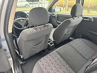 Opel astra 1.8-16v sport edition 50-jx-vv - afbeelding 2 van  13