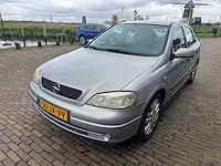 Opel astra 1.8-16v sport edition 50-jx-vv