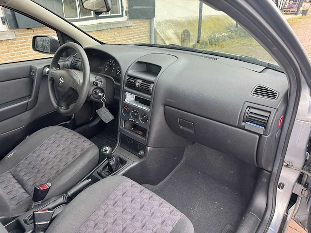 Opel astra 1.8-16v sport edition 50-jx-vv - afbeelding 9 van  12