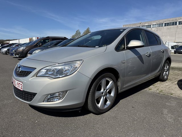 Opel astra astra 1.3 cdti ecoflex cosmo dpf 95, 2010 - afbeelding 1 van  31